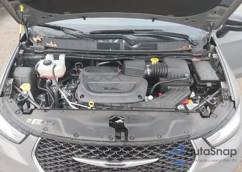 2025 Chrysler Pacifica Select z USA, uszkodzony, nr VIN 2C4RC1BG3SR548274